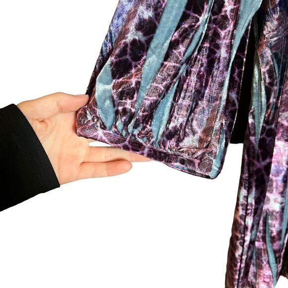 APT. 9 velvet long sleeve tunic. Size 1X - Picture 9 of 10